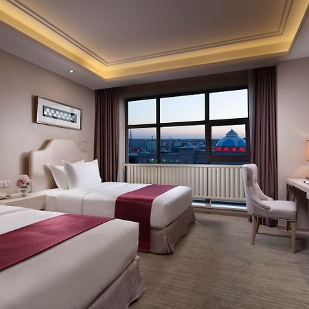 Holiday Inn & Suites Hulunbuir, An Ihg Hotel Екстер'єр фото